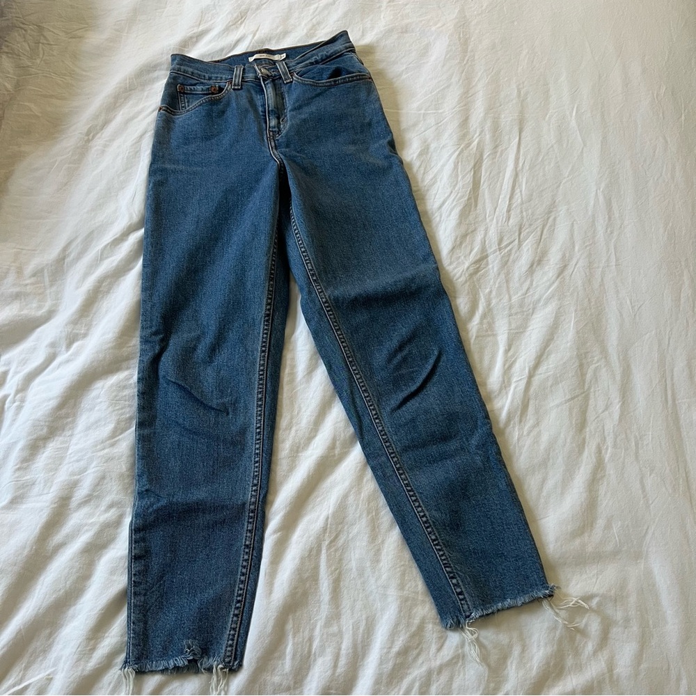 Levi’s Mom Jean